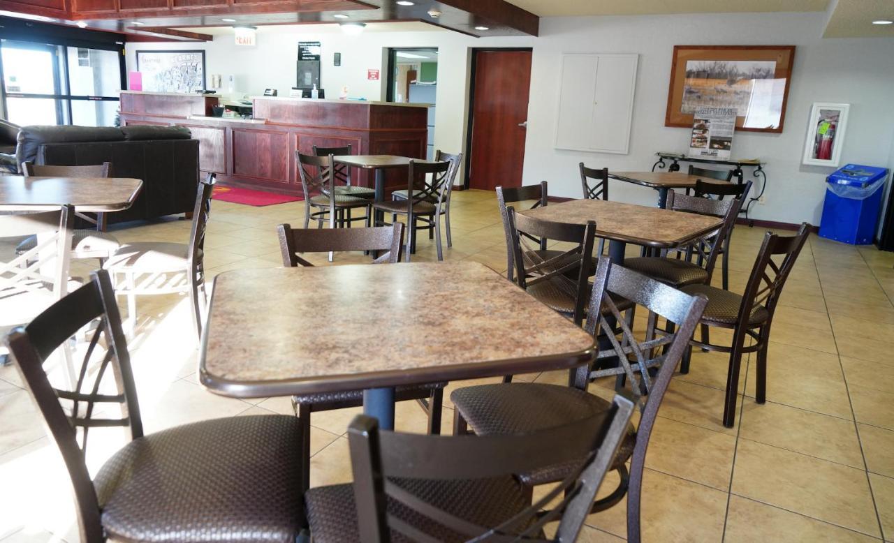 Econo Lodge Inn & Suites Kearney Dış mekan fotoğraf