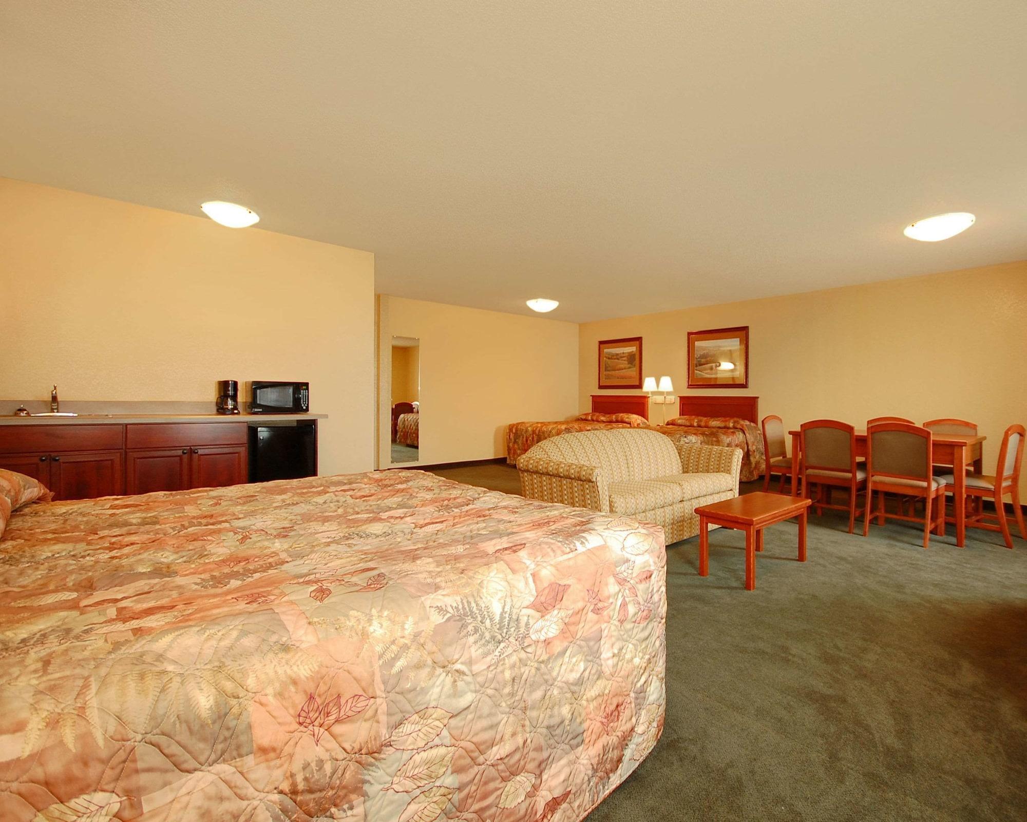 Econo Lodge Inn & Suites Kearney Dış mekan fotoğraf