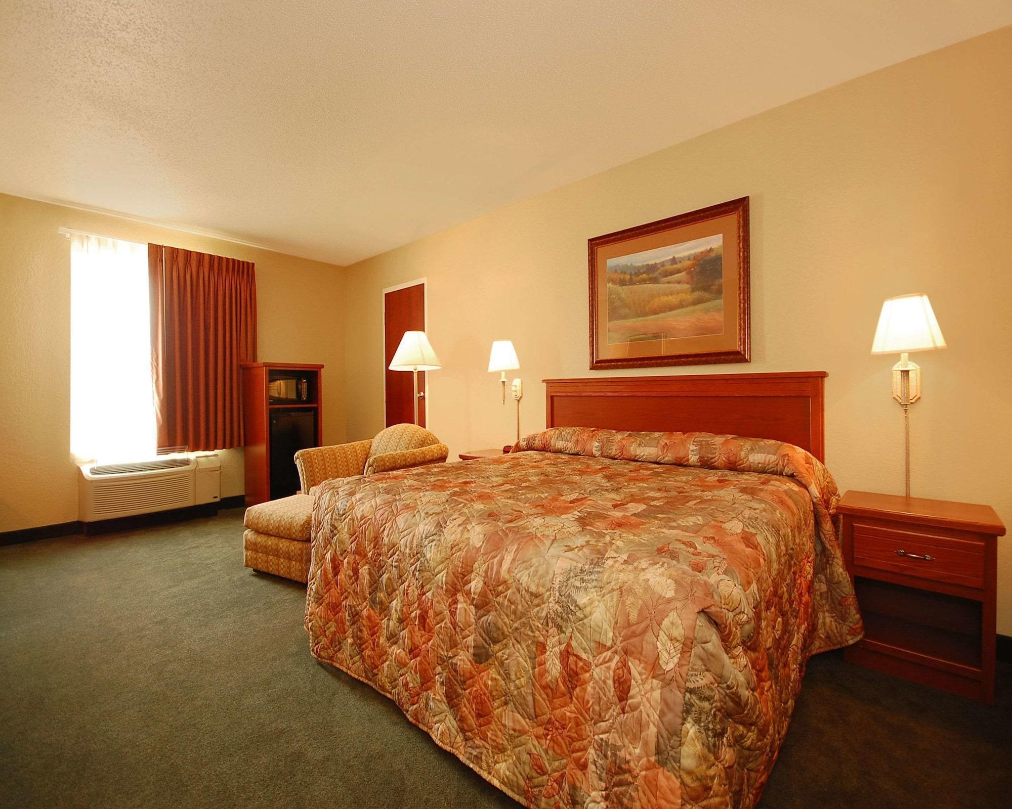 Econo Lodge Inn & Suites Kearney Dış mekan fotoğraf